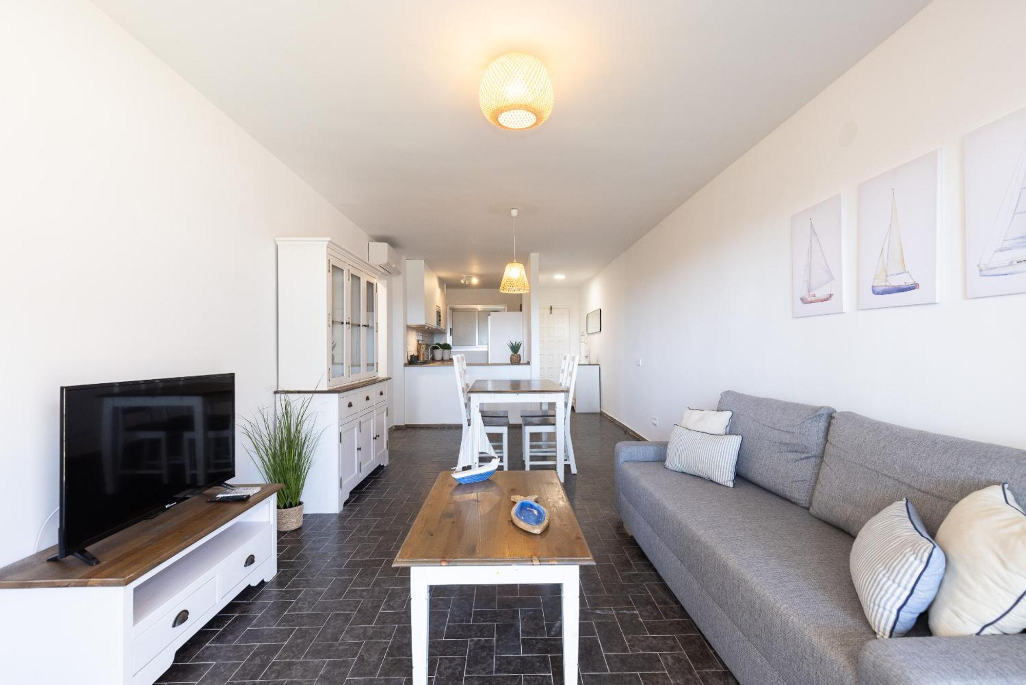 Uhc Dms Family Apartments 캠브릴스 객실 사진